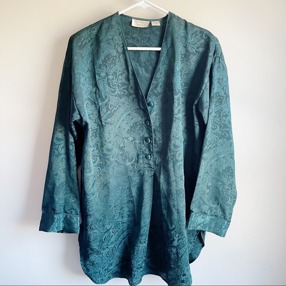 Victoria's Secret Other - Vintage Victoria’s Secret Green Night Sleep Shirt Gold Label